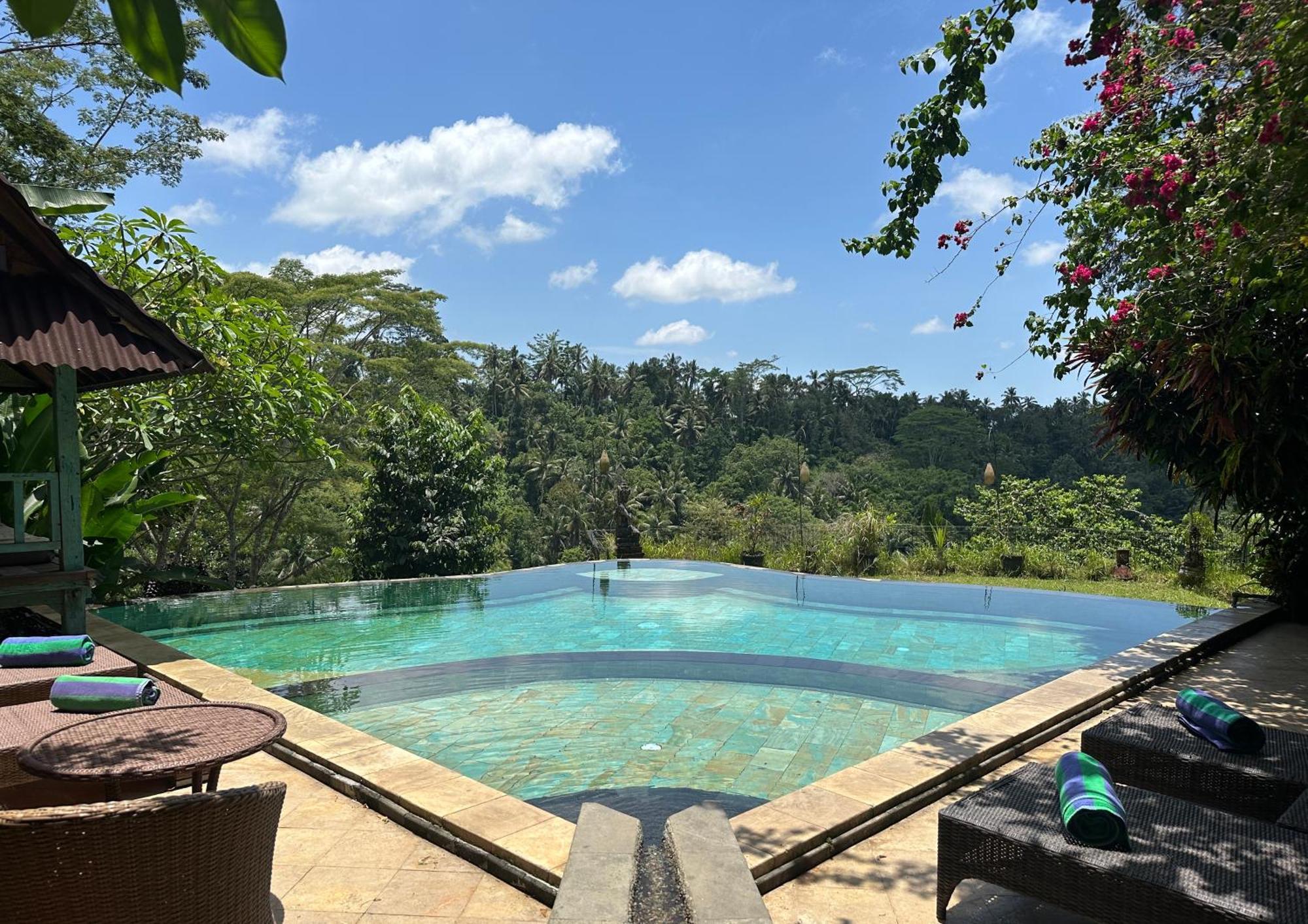 Tirta Asri Ubud Villa Esterno foto